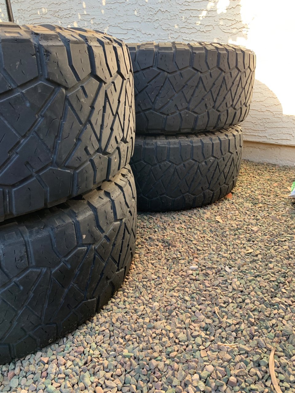 Tires2.jpg