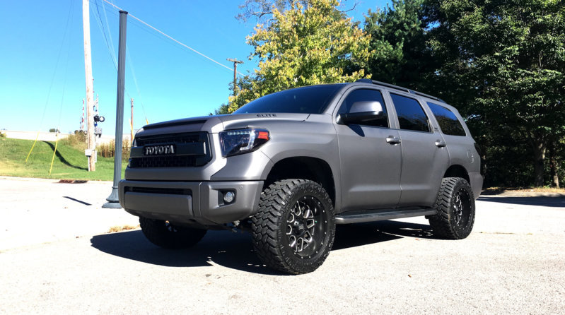 toyota+sequoia+tundra+matte+grey+wrap+nashville+thewraplab.jpg