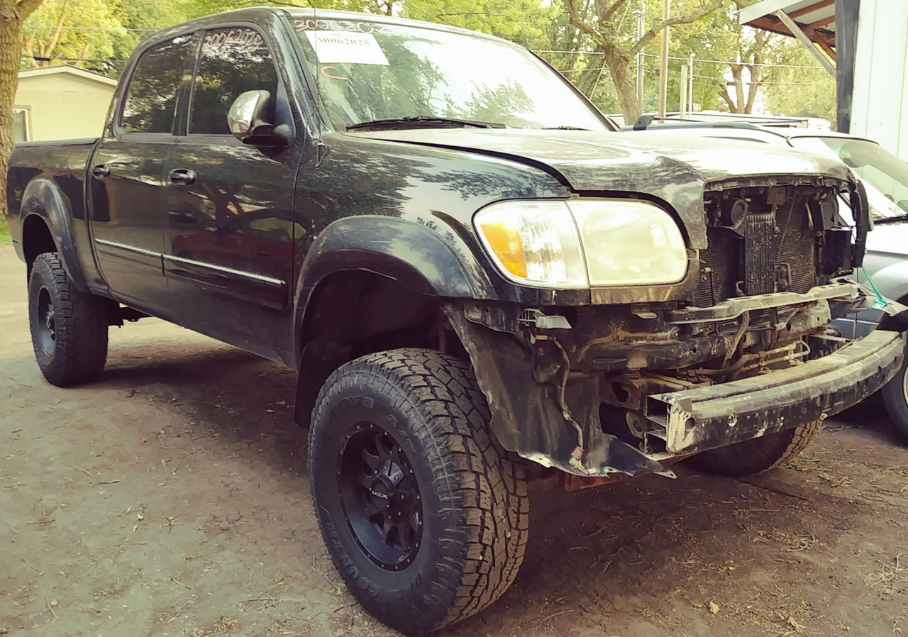 Could a tow truck tow a 2006 Tundra SR5 Double safely if in 2WD