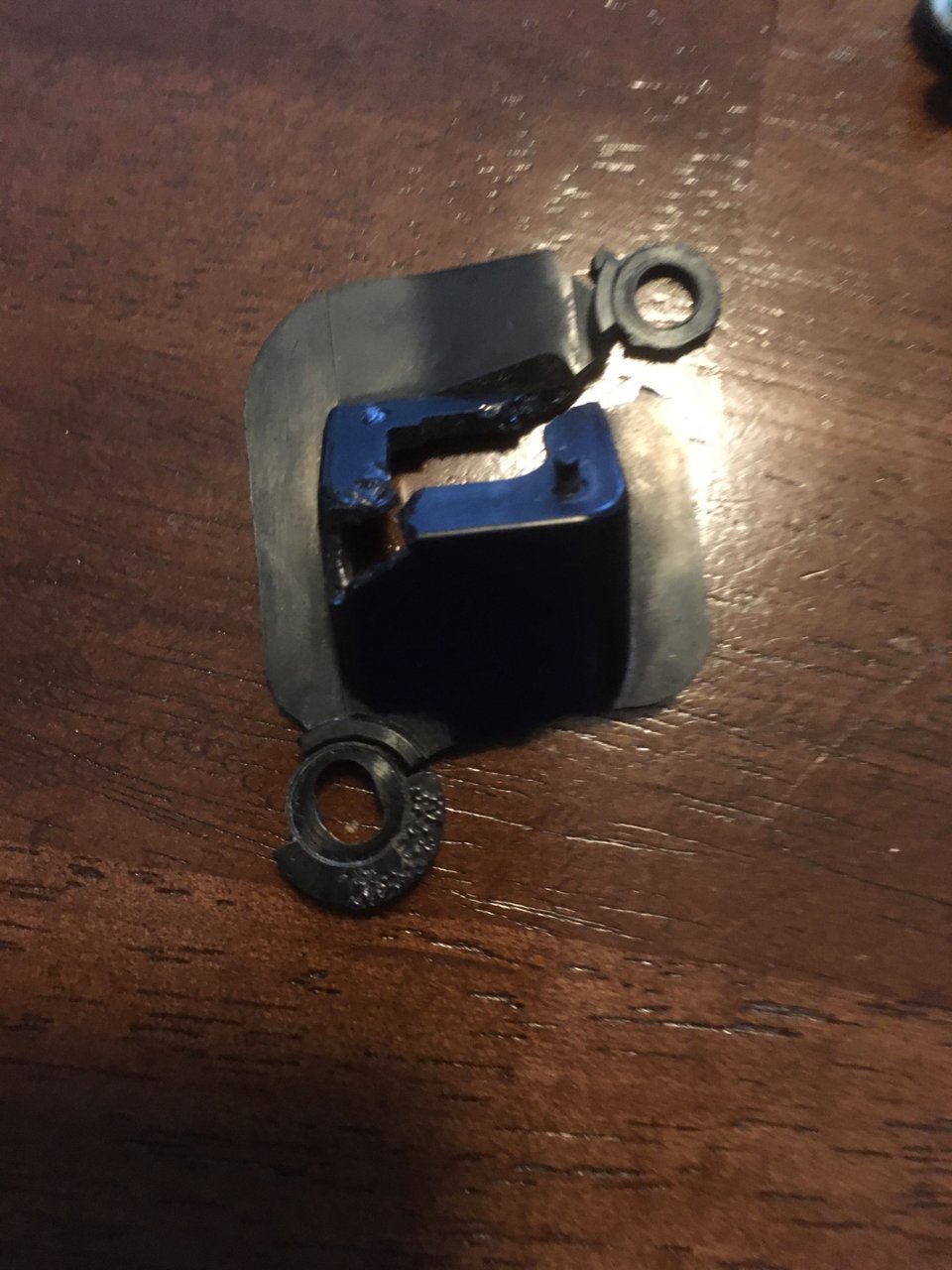 Toyota Tundra Bracket Before.jpg