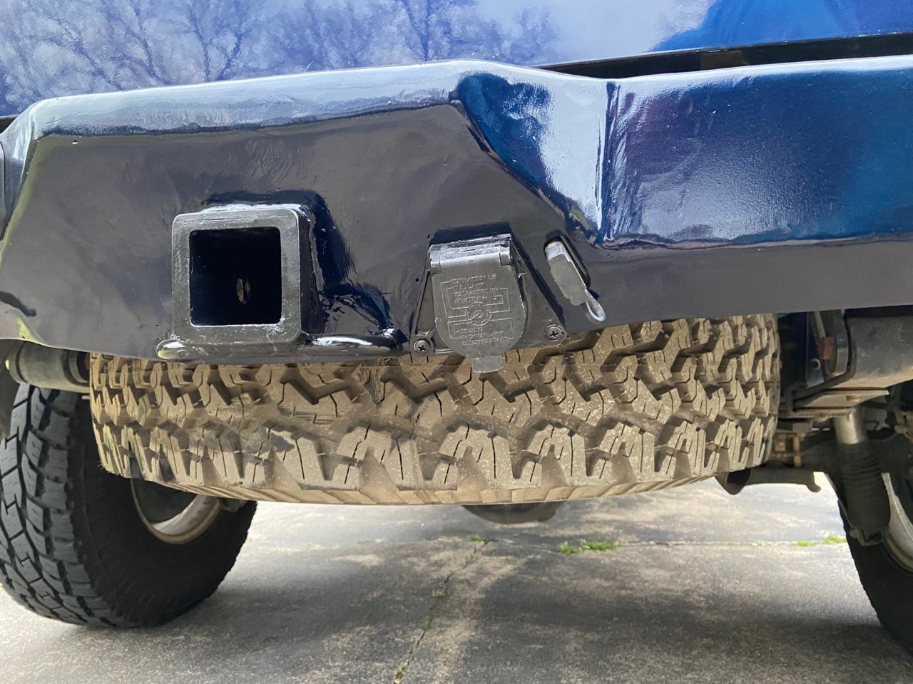 Trailer Plug 1.jpg