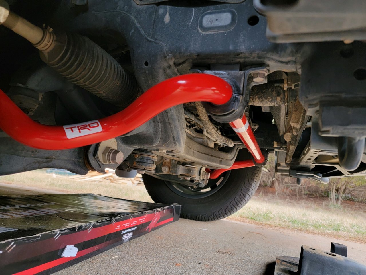TRD Front Sway Bar.jpg