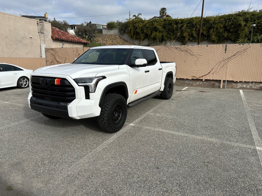 truck 1.jpg