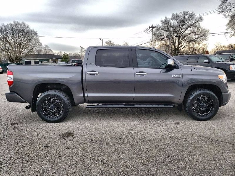 Truck 4.jpg
