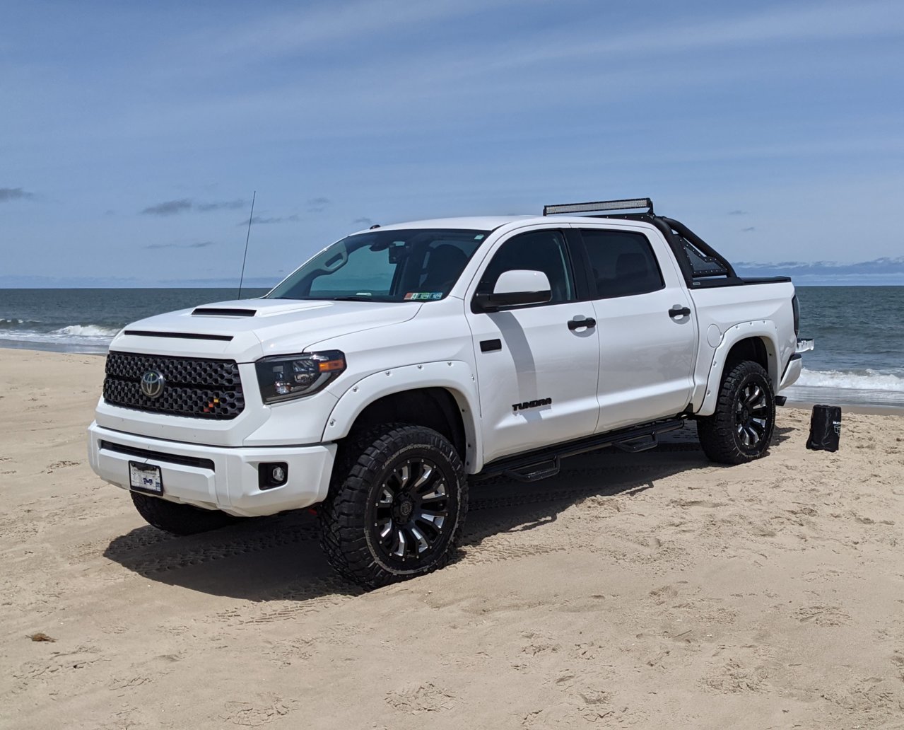 Truck-Beach.jpg