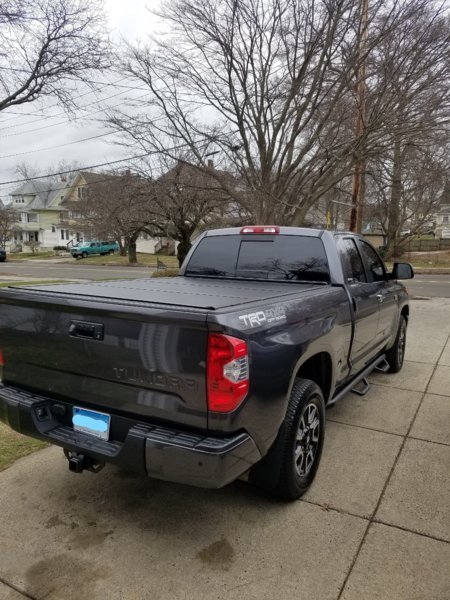 Truck Bed Cover_LI.jpg