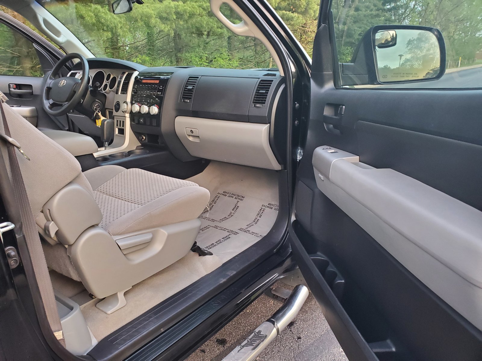 truck inside 2.jpg