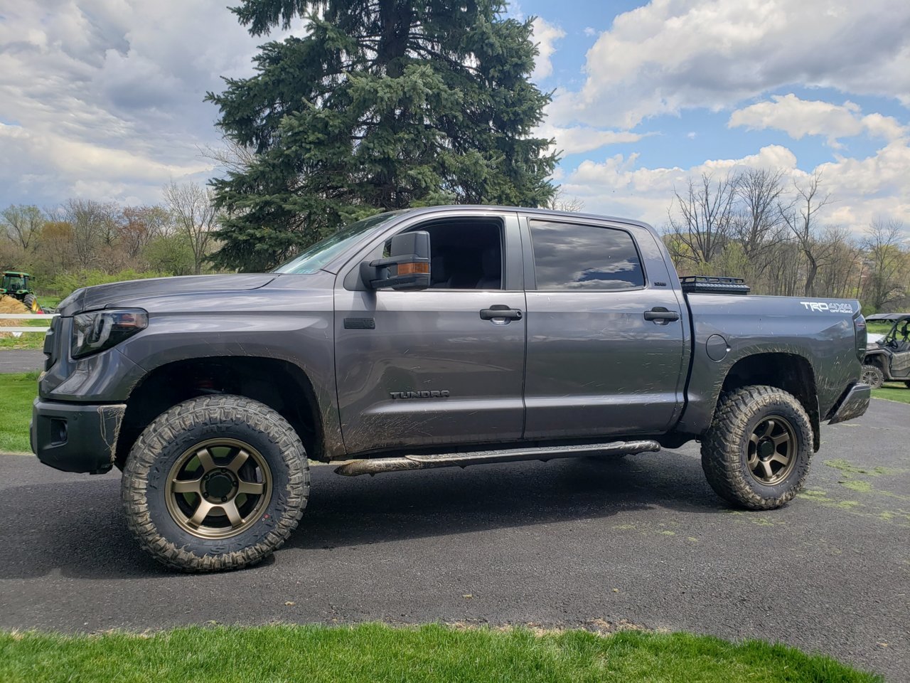 Truck.jpg