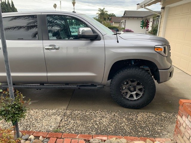 truck1.jpg