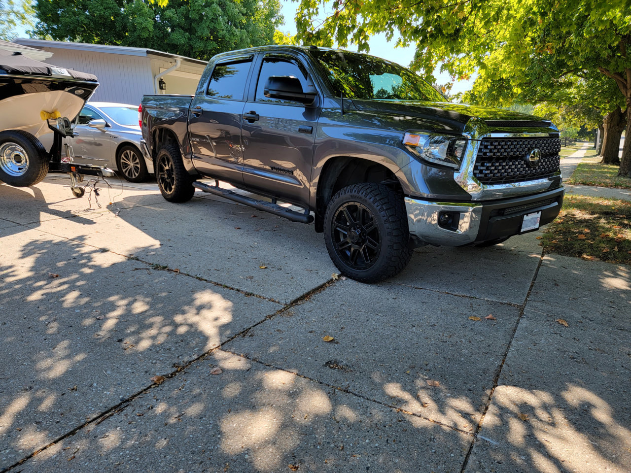 truck1.jpg