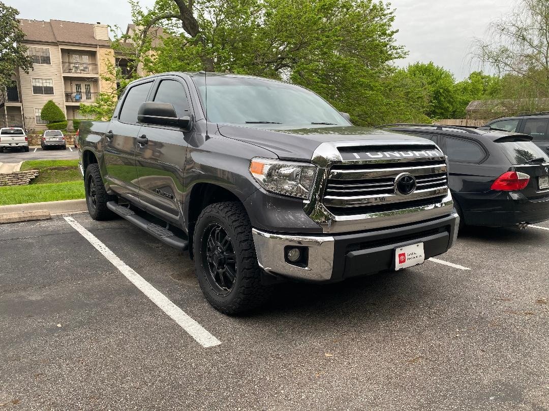 truck2.jpg