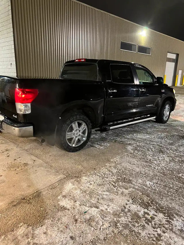 truck2.jpg