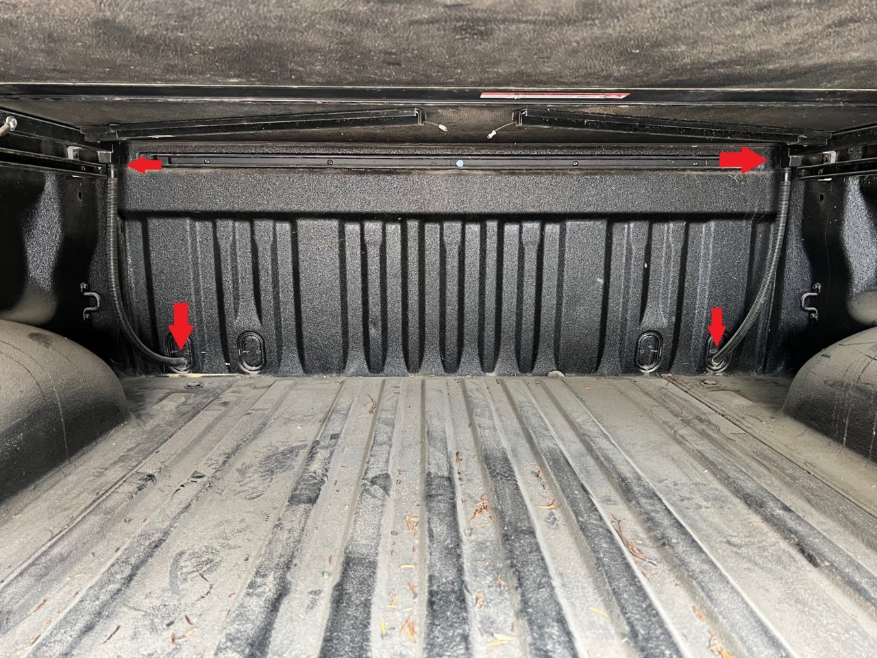 truckbedthing.jpg