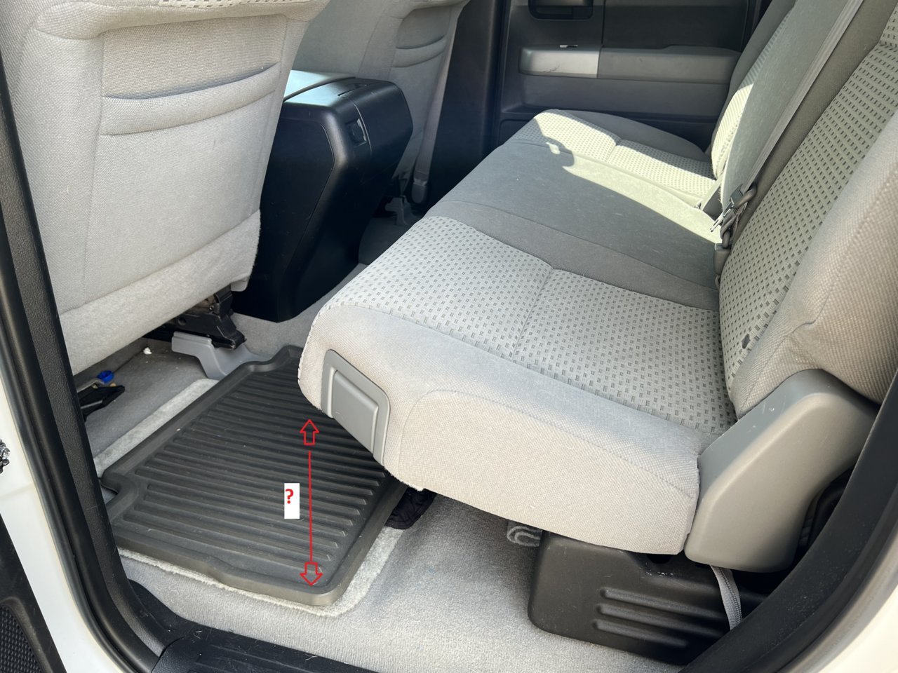 Truckseat1.jpg