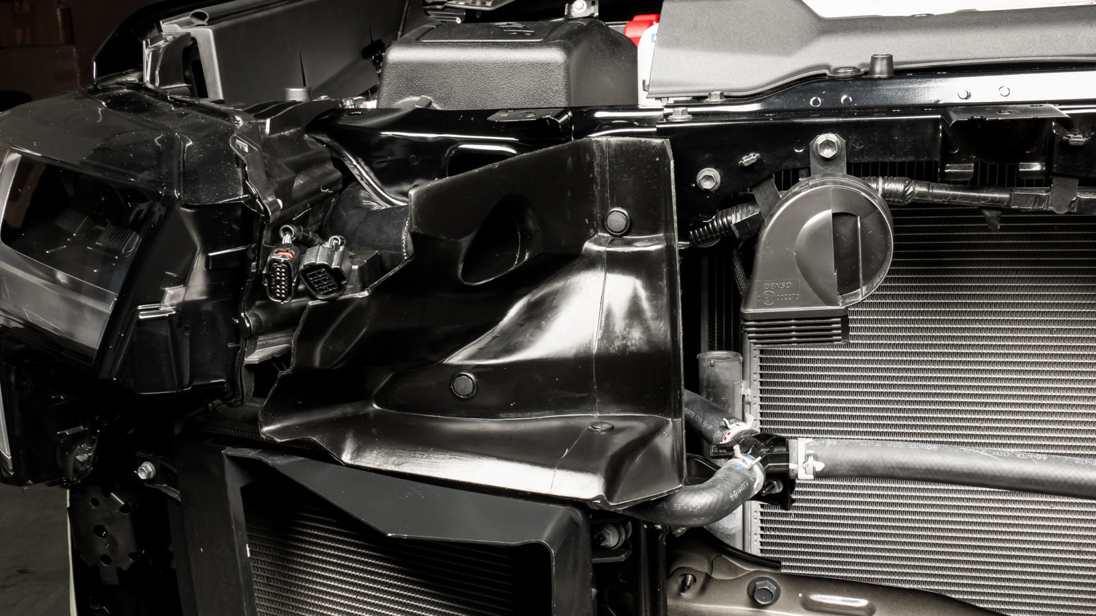 TruPower_By_STILLEN_Toyota_Tundra_Intake_03.jpg