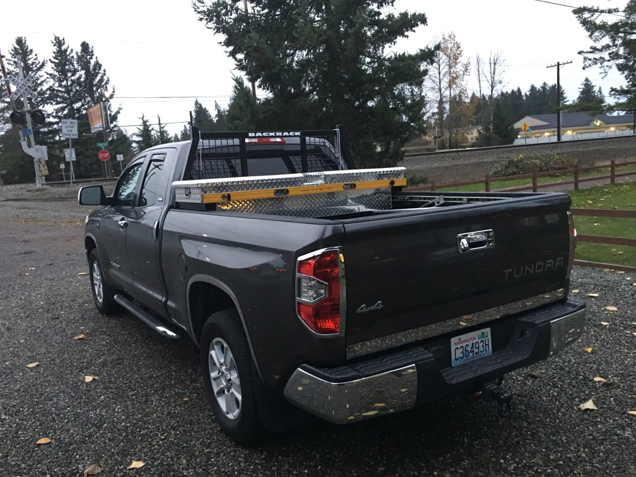 tundra 012.jpg