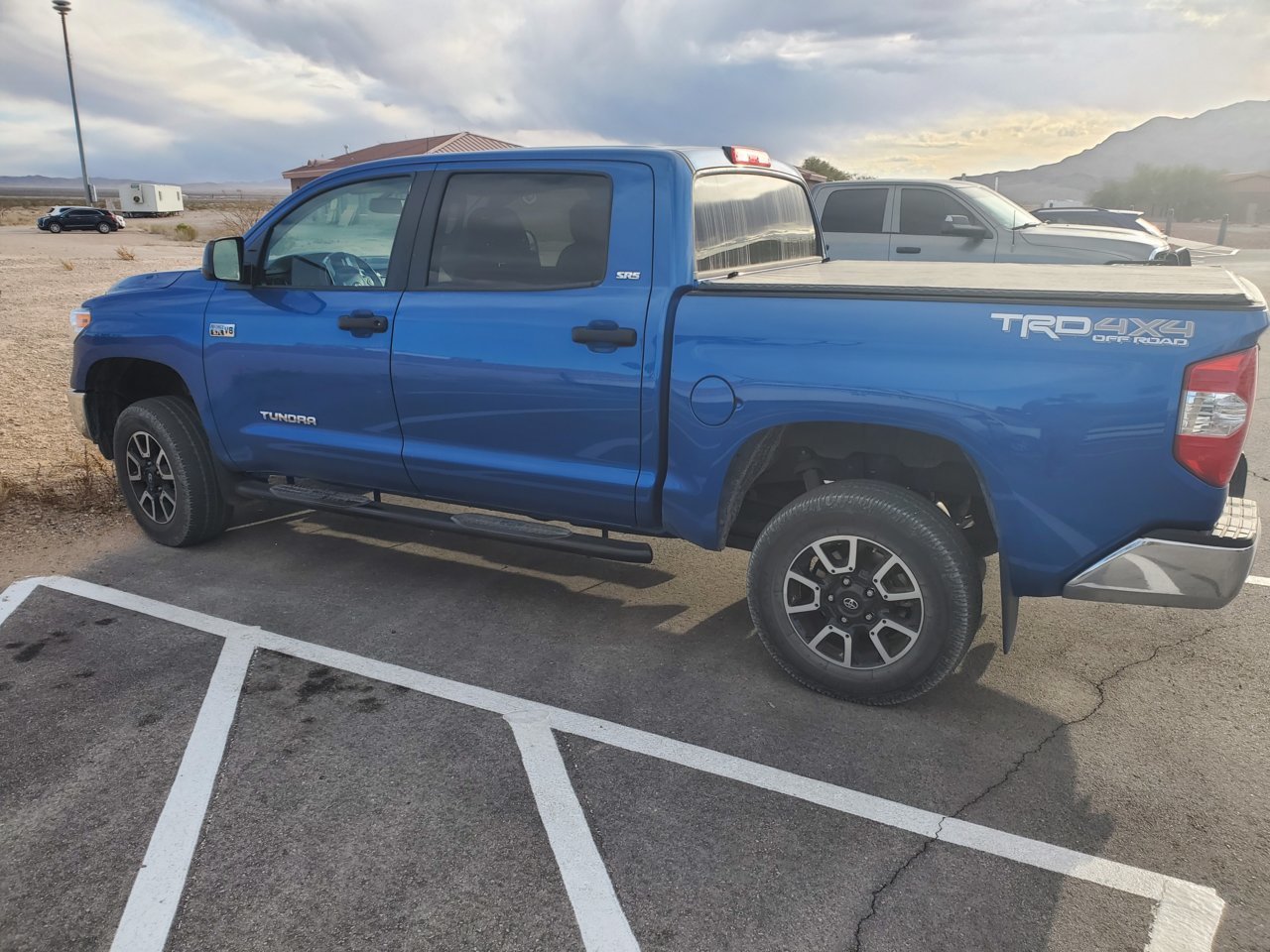 Tundra 02.jpg
