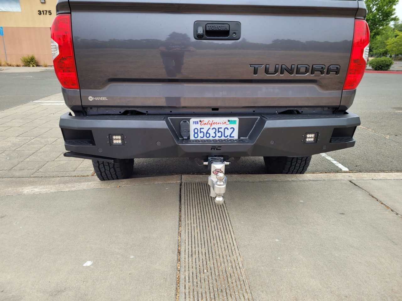 tundra 12.jpg