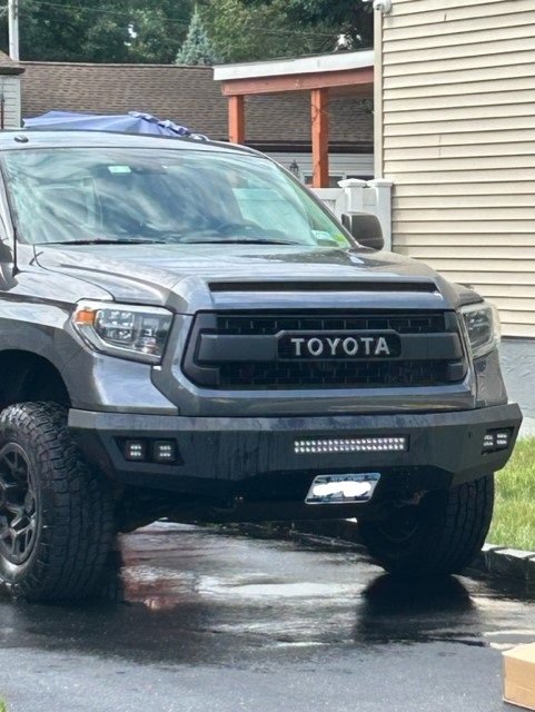 TUNDRA 3.jpg
