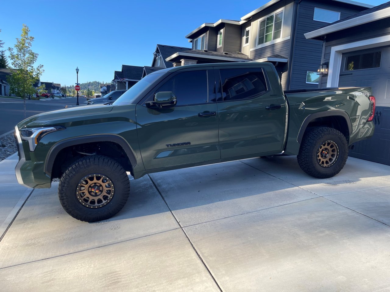 Tundra 8.23 lift.jpg