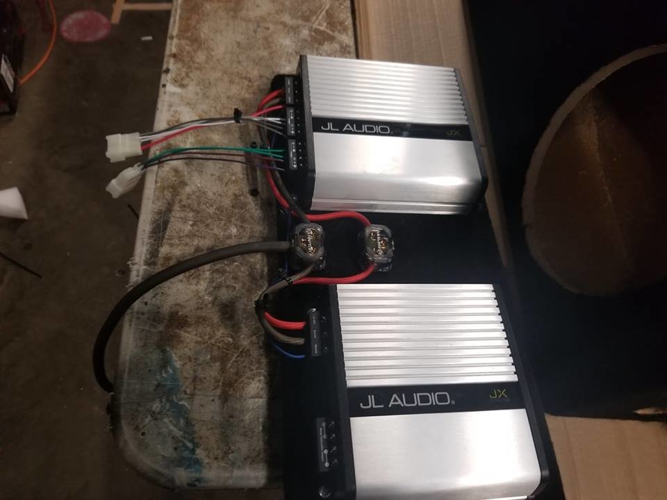 tundra amp rack 4.jpg