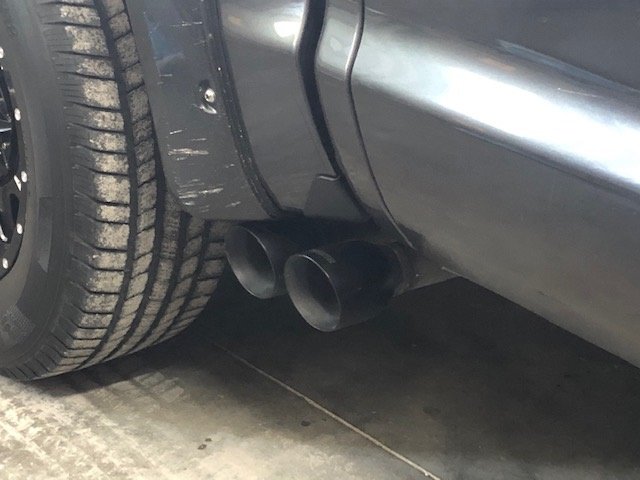 tundra exhaust.jpg