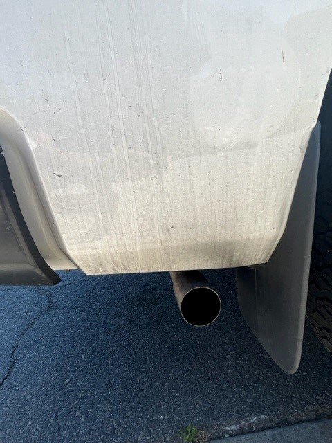 Tundra Exhaust.jpg
