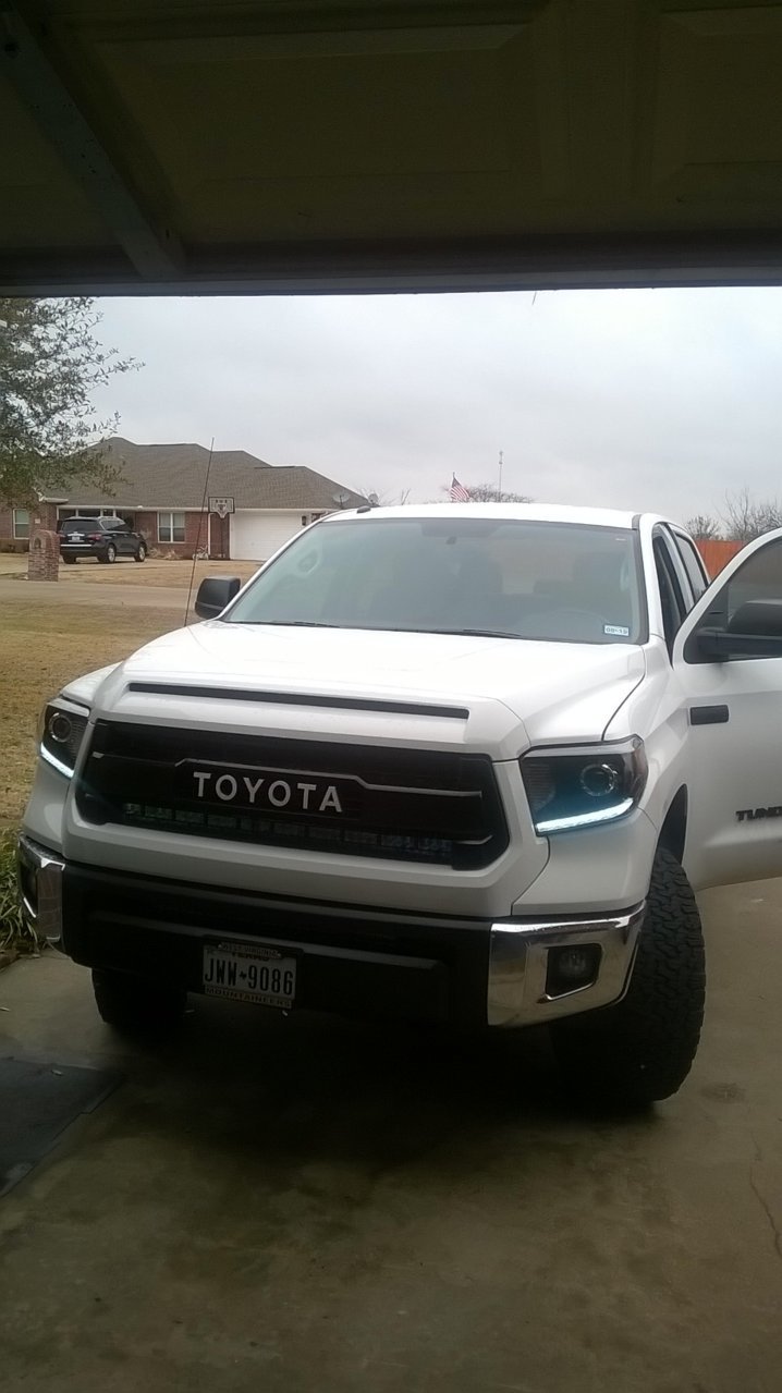 Tundra headlights.jpg