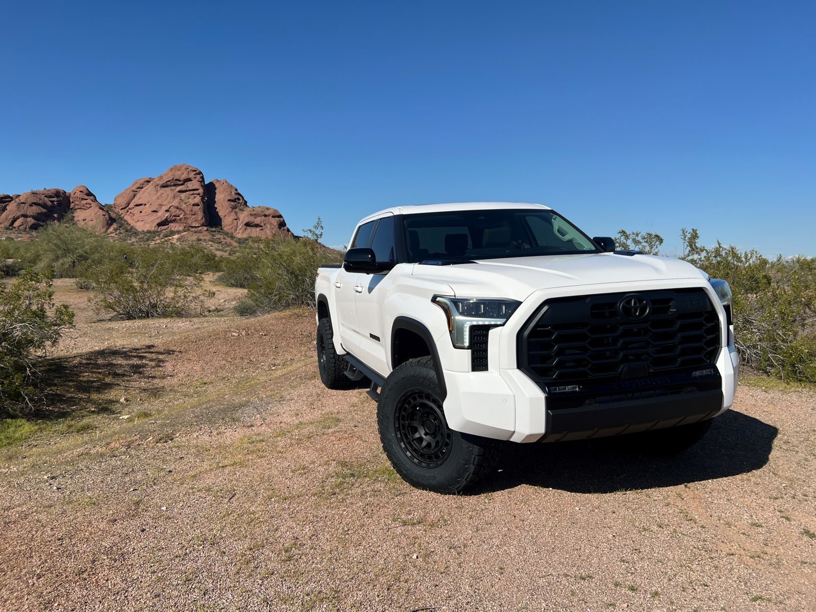 35s on OEM wheels with 3