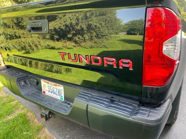 Tundra letters Red.jpg