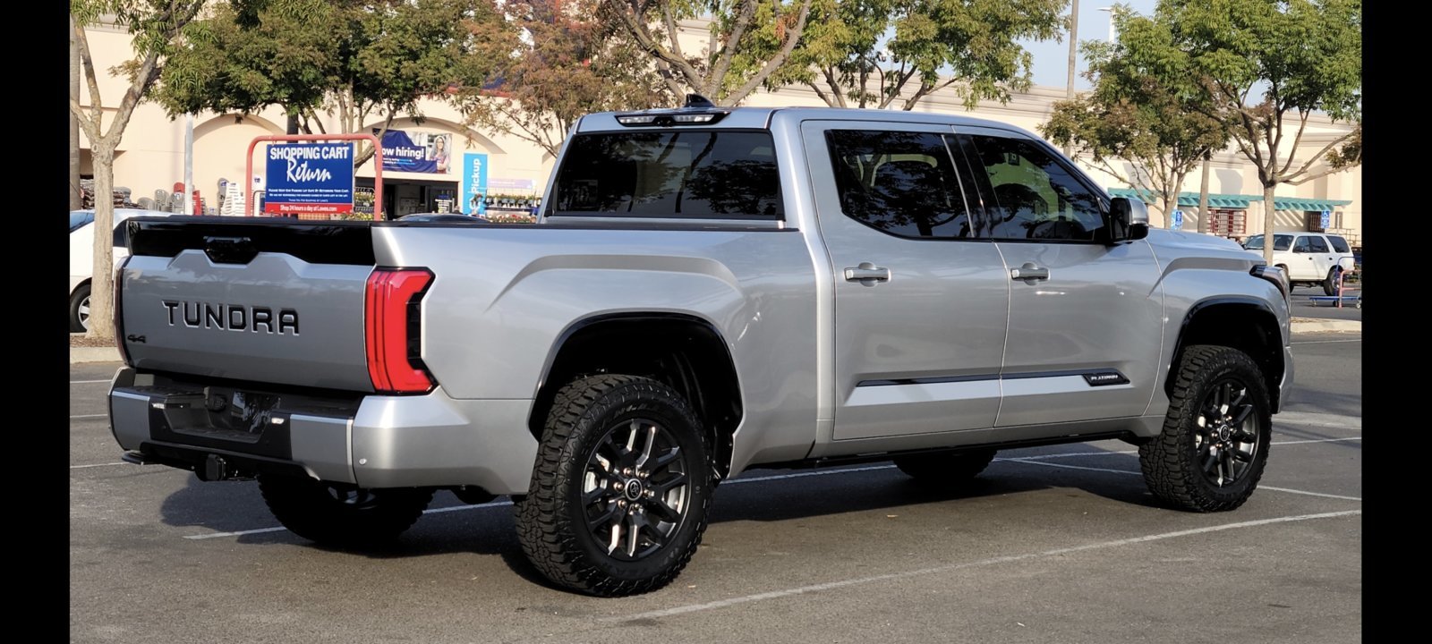 Tundra Lift at Lowes Parking Lot.jpg