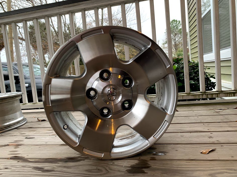 Tundra Wheels 2.jpg