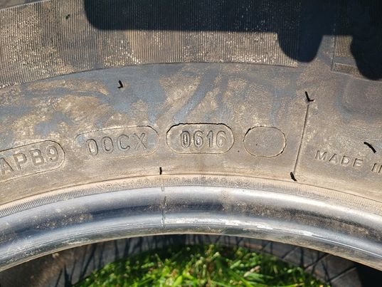 Tundra wheels and tires_7.jpg