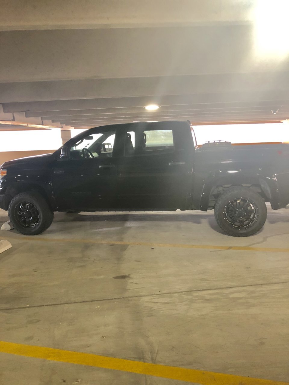 tundra wheels.jpg