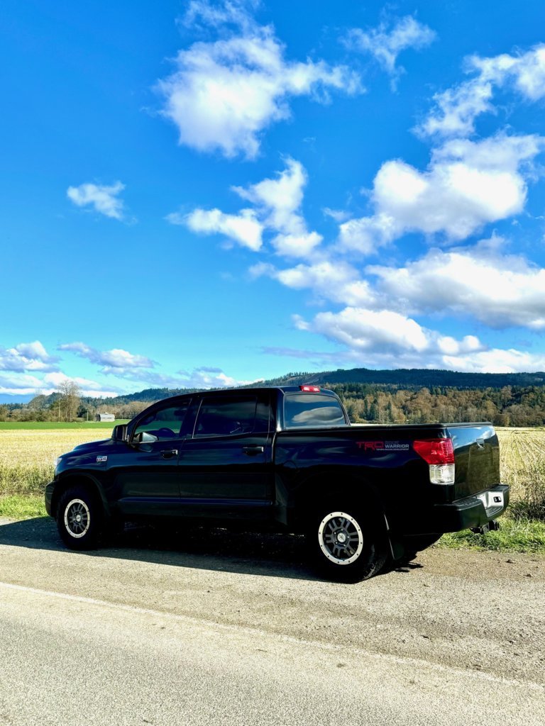 TUNDRA2.jpg