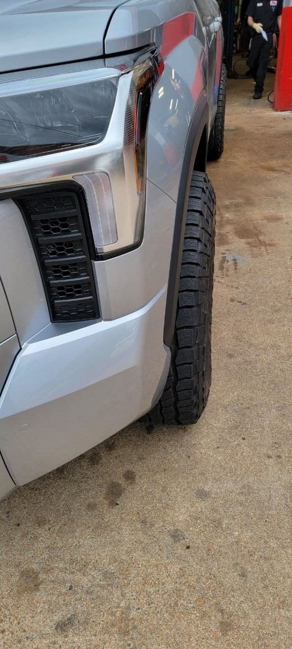 Tundra22E.jpg