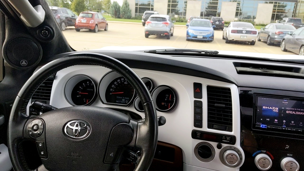 Tundra3.jpg