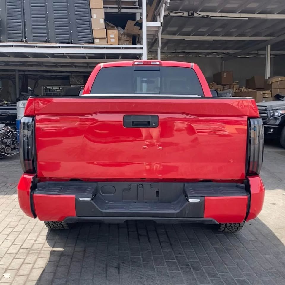 tundra_facelift_6.jpg