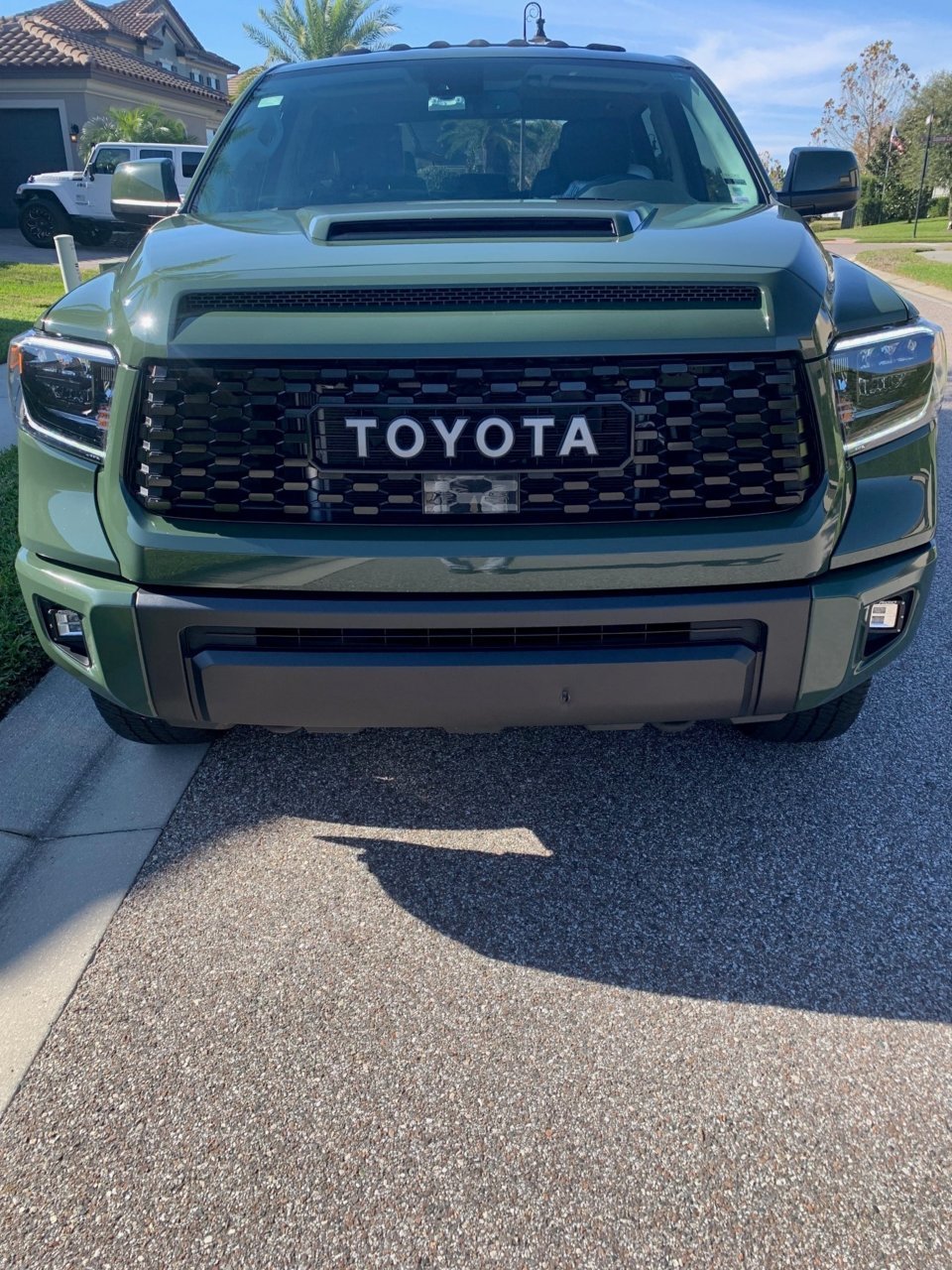 Toyota Tundra (2022+ ) Front Bumper Paint Protection