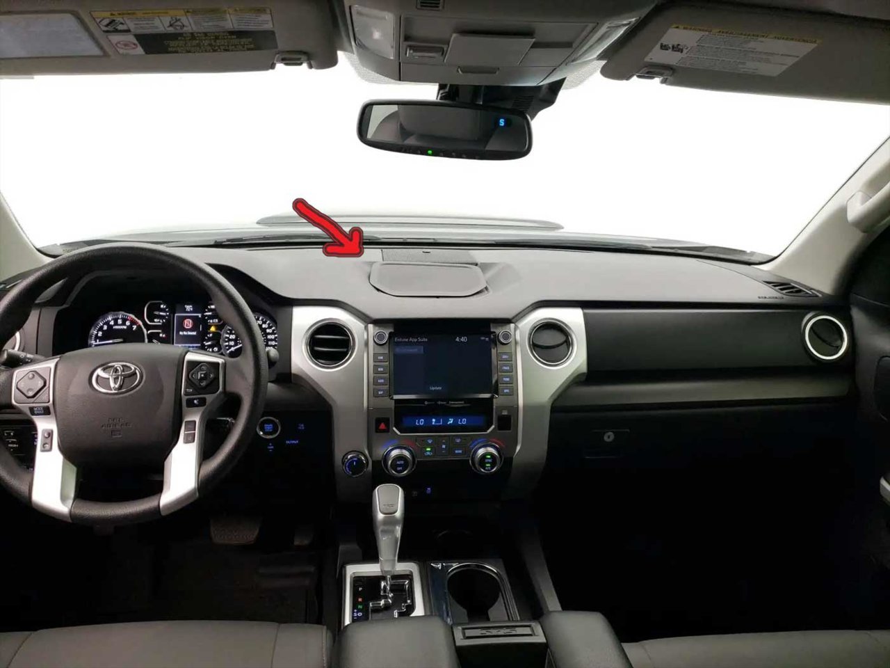 Tundrainside.jpg