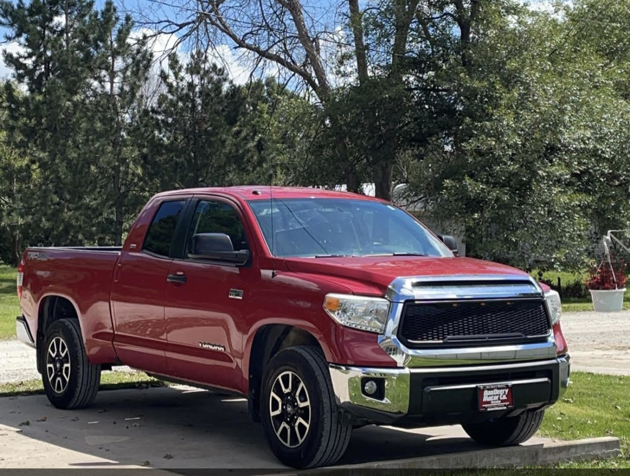 TundraPhoto.jpg
