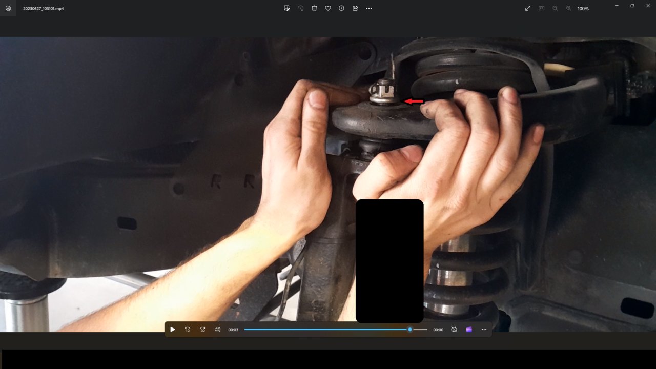 Upper ball joint play.png