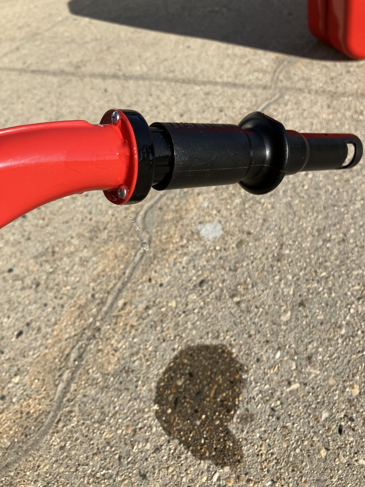 Wavian Jerry Can Spout #1.jpg