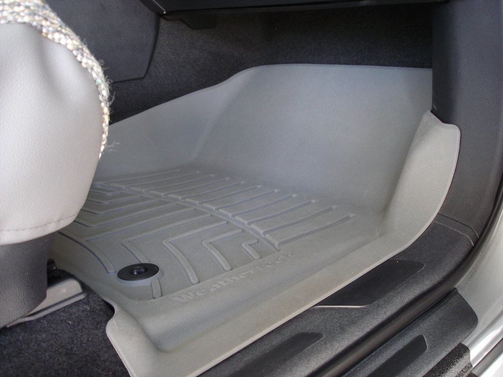 weathertech passenger.jpg