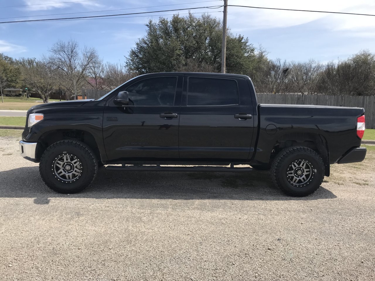 Wheels and Tires 2.jpg
