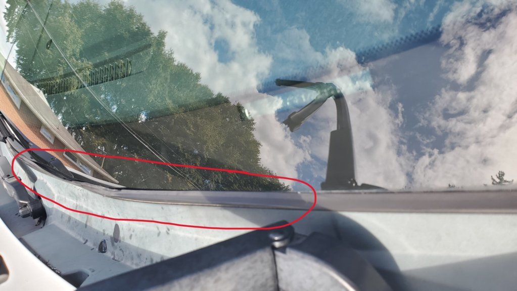 windshield01.jpg