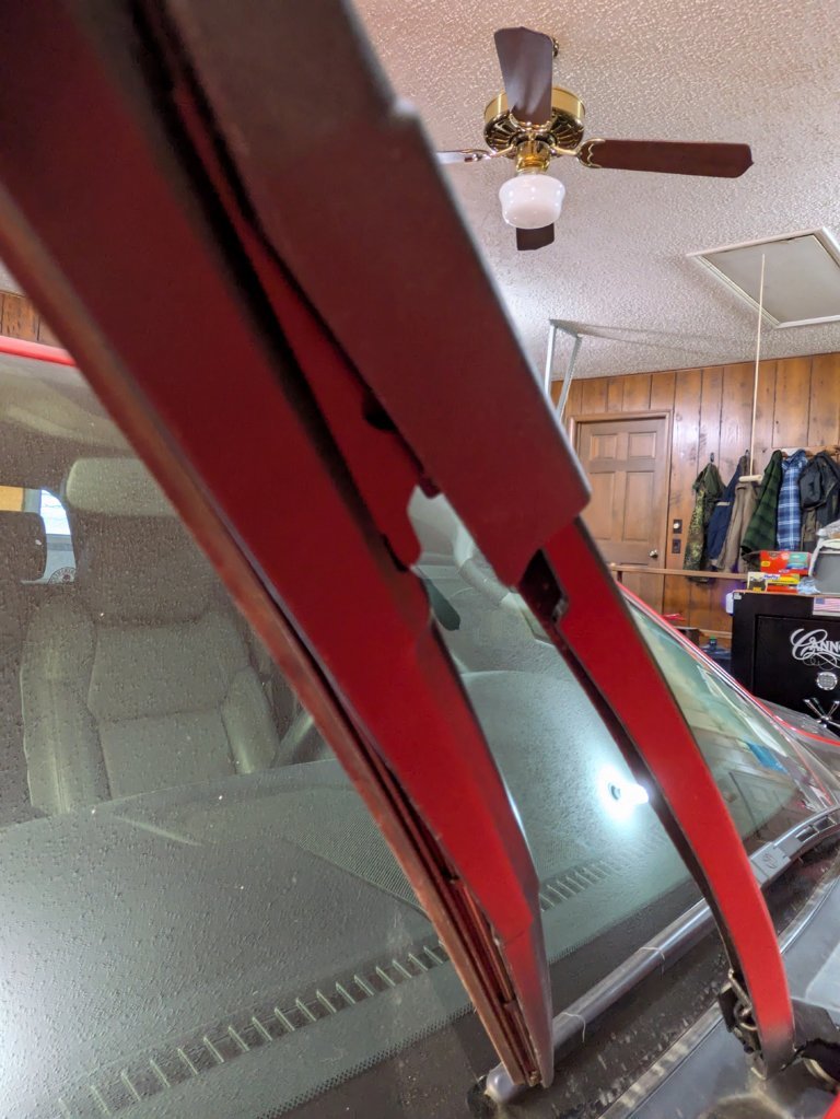 Wiper 2.jpg