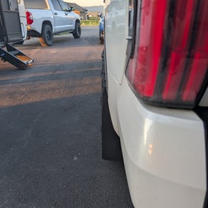 Rear_poke1