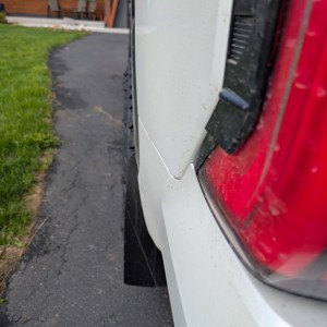 Rear_poke2