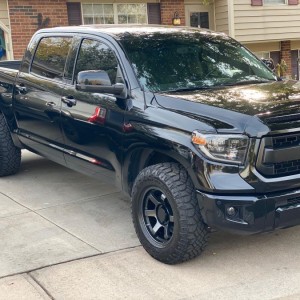 AW Tundra 1890 BFD Graphite 27570R18 (4) 900